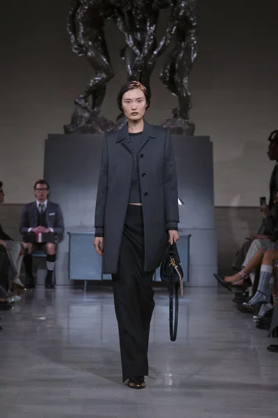 Look 2